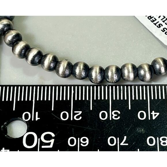 Native American Sterling Silver Pearl & Emerald Valley Turquoise Navajo Bracelet - Picture 12 of 13